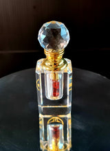 Load image into Gallery viewer, 🌿Cambodia Special Grade Agarwood Oil 1g 柬埔寨 特级沉香油1克🌿 (O)